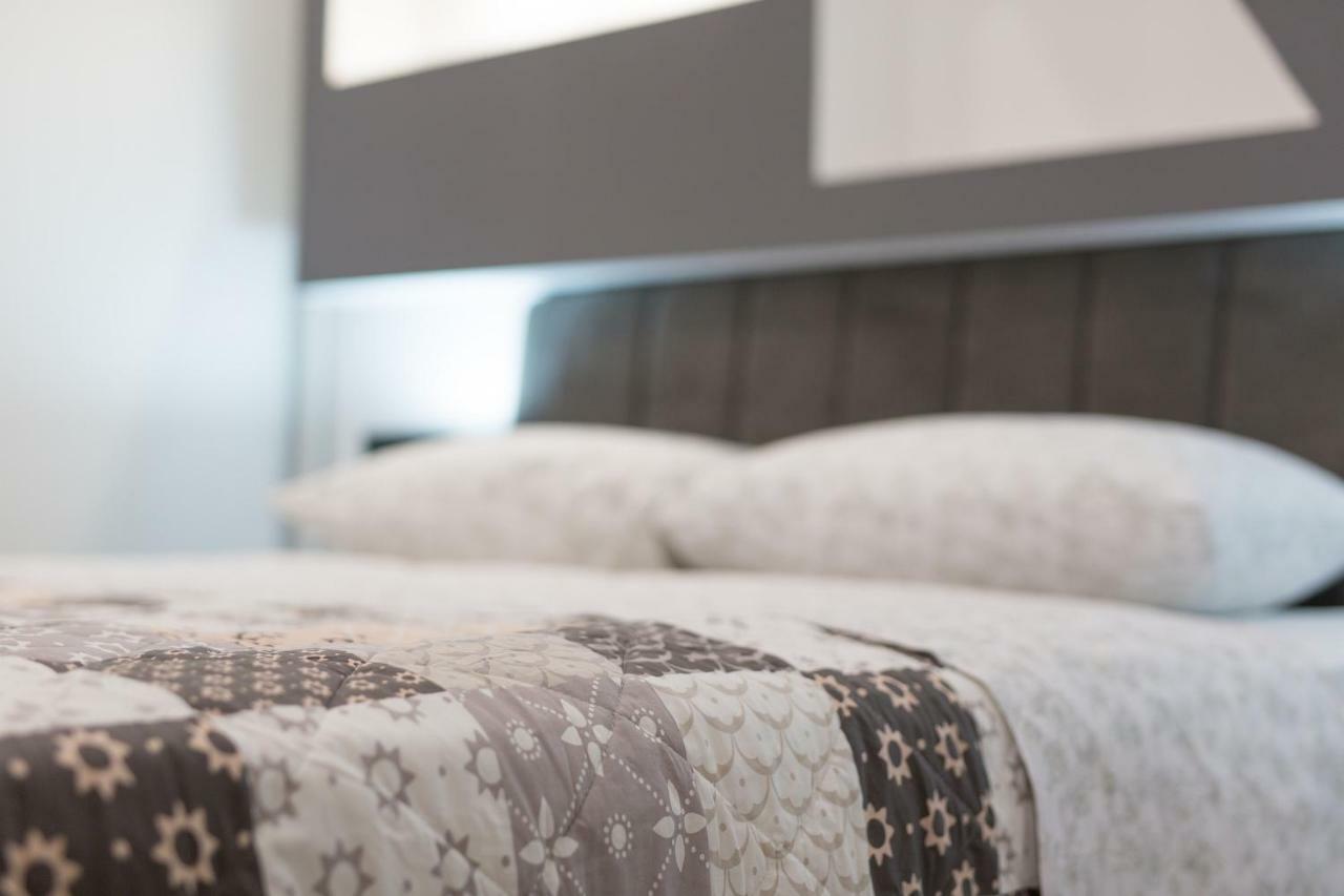 Luxury Vall Apartment Кърк Екстериор снимка